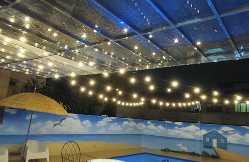 Taman Bangi Villa | 5 minutes to Train Station ! Pool Party Villa in the City.