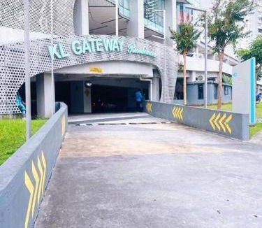 Kampung Kerinchi Apartment | 500 m² Apartment ∙ 2 guests