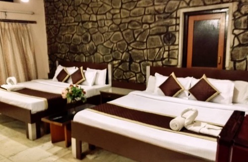 Mount Abu House | 500 m² House ∙ 8 bedrooms ∙ 16 guests