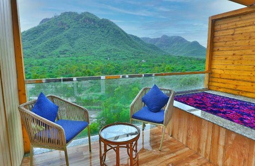 Udaipur Resort | 56 m² Resort ∙ 127 guests
