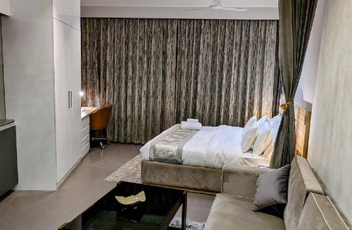 Noida Apartment | 58 m² Apartment ∙ 2 guests
