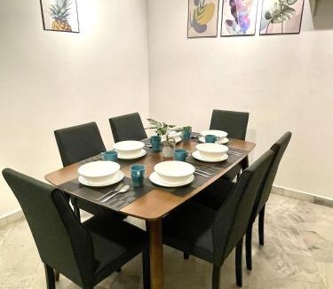 Bandar Sunway House | 6-10 Pax @ The CoZySpacious House - Heart Of Sunway
