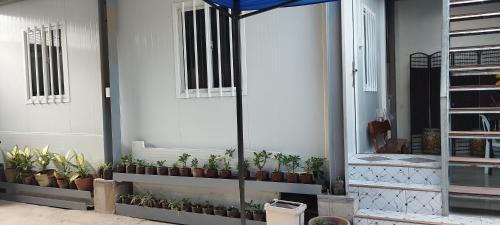 Santa Rosa Apartment | 6 Guest - Unit 4 Studio Type - Container house
