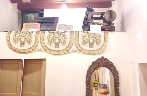 Landour House | 600 m² House ∙ 1 bedroom ∙ 5 guests