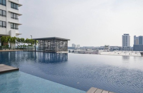 Usj 1 Apartment | 603 m² Apartment ∙ 2 bedrooms ∙ 3 guests
