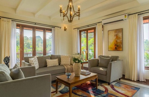 Aldona Villa | 658 m² Villa ∙ 4 bedrooms ∙ 9 guests