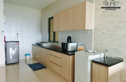 Usj 1 House | 67 m² House ∙ 1 bedroom ∙ 2 guests