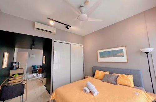 Sungai Buloh Apartment | 7 Pax Family Connecting Room D'Sara, Direct Link MRT Kampung Selamat, Near Sungai Buloh & Thomson Hospital