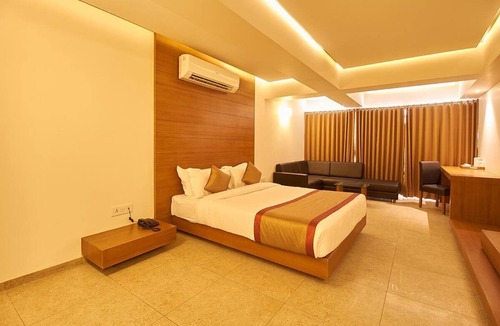 Gandhinagar Hotel | 7Wonders Hotel