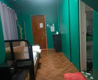 Coron Town Proper Hostel | 80 Bar Hostel