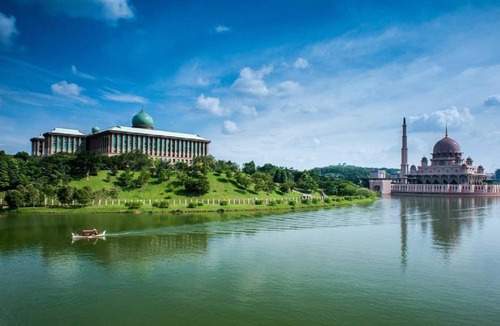 Presint 15 Apartment | 800 m² Apartment ∙ 3 bedrooms ∙ 7 guests