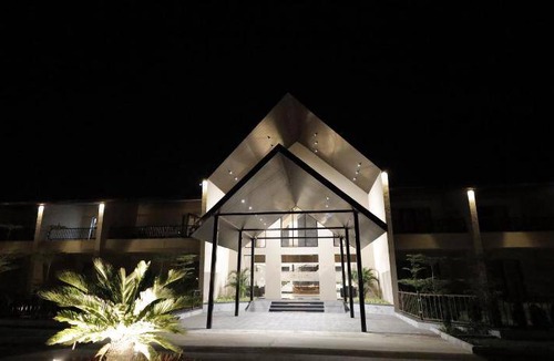 Rajpipla Bed & Breakfast | 93 m² Bed and breakfast ∙ 127 guests