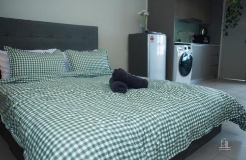 Cyberjaya Apartment | 9am-5pm, SAME DAY CHECK IN AND CHECK OUT, Work from Home, Comfy & Quiet Tamarind Suites-Cyberjaya by Flexihome-MY,