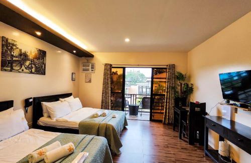 Amadeo Bed & Breakfast | A&A Garden Suites