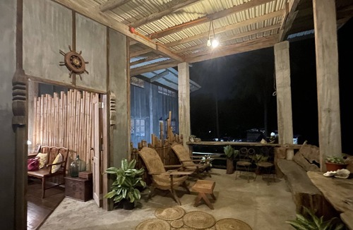 Siquijor Bed & Breakfast | A beachfront rustic home in Lazi, Siquijor.