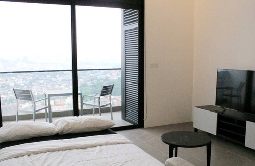 Brickfields Apartment | A Comfy & Cozy High-Floor Loft at EST Brickfields