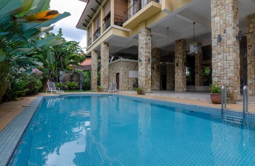 Ampang Apartment | A Spacious & Cozy 5BR Unit in Ampang FREE Parking