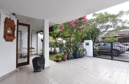 Taman Tun Dr Ismail Apartment | A Spacious & Stylish 4BR Home for Family Getaways