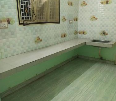 Courtallam House | A1 cottage