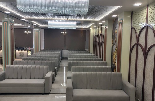 Gorakhpur Hotel | Aaditri Inn