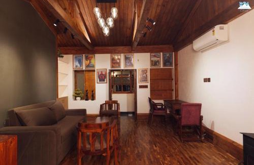 Landour Hotel | Aasmaani Cottage - 2 BHK Family Deluxe Cottage