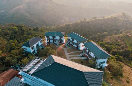 Elappara Resort | Abad Silver Mist