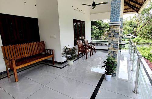 Aryad South Villa | Abode Homestay Alappuzha/Near Omanapuzha Beach
