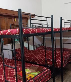 Allahabad Hostel | Accommodation In Prayagraj Near Railway Station Triveni Sangam