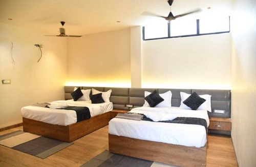 Sanwer Resort | Aceotel Resorts Rudraksh Indore