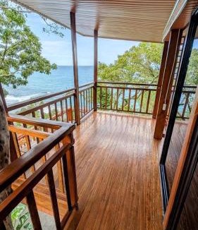 Lanuza Bed & Breakfast | Aceyoung Paradise