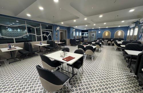 Anand Hotel | Adarsh Hotel