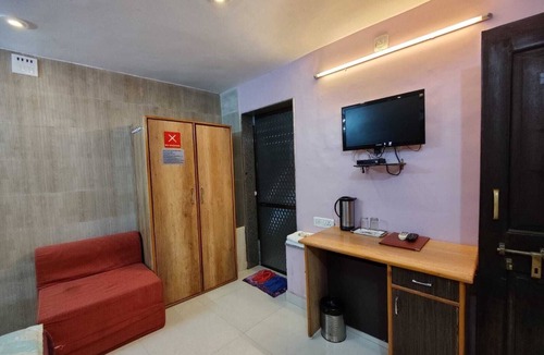 Mount Abu Hotel | Aditya Forest Eco Lodge