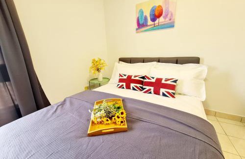 Petaling Jaya Apartment | Affordable 10 Guest SEGI Kota Damansara Tropicana Thomson Hospital Giza Mall Tropicana Mall Ikea The Curve One Utama