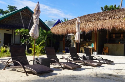 General Luna Hotel | AGGEHANAN beach resort