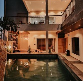 Ujjain Villa | Aikantik Villa-5 Rooms Villa with Pool