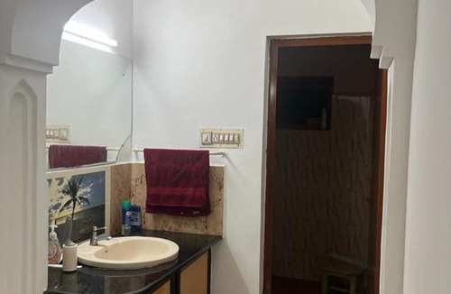 Perumbaikad Apartment | Alappattu home stay
