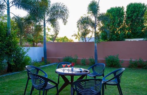 Menar Villa | Alaya Stays Jeevan Tara Villa 3 BHK Retreat Pvt Pool & Garden