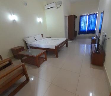 Thiruparankundram Hotel | Alps Residency
