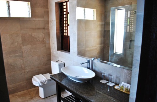 Bagalangit Hotel | Altamare Dive and Leisure Resort Anilao