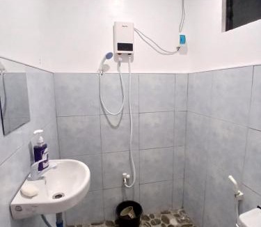 Logon Apartment | Amalia Transient Inn-Malapascua Island