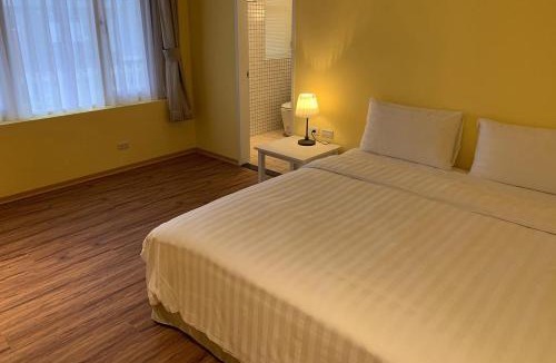 Shilin Hotel | American Village Resort