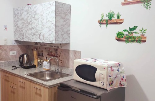 Bantud Hacienda Condo | Amourette's Studio at Mesaavirre Garden