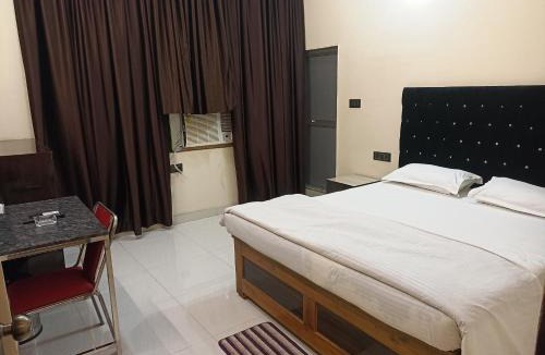 Seraikela Hotel | Anand Vihar