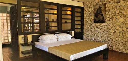 Logon Resort | Angelina Beach Resort & Italian Restaurant Malapascua