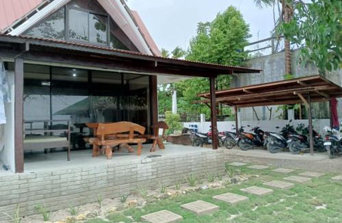 General Luna House | Angelito's Beach House Villa 1
