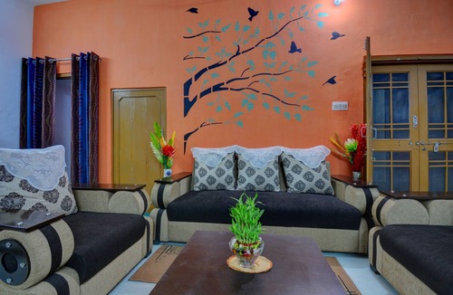 Panch Batti Villa | Anjana's Homestay-4 Bedroom Villa + 4 Private Bathrooms with Breakfast