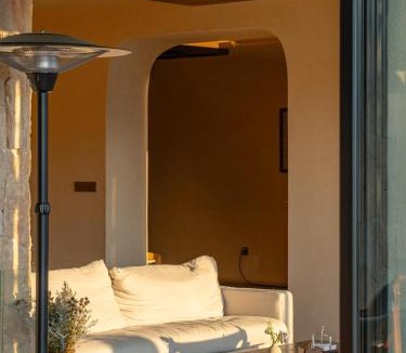 Dali Town Hotel | Antu Liuting Pillow Sea Full Ocean View Private Villa