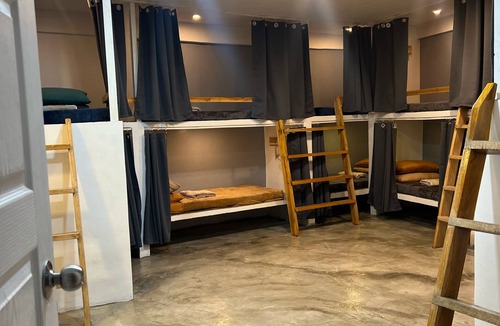 Catangnan Hostel | AP BUTANG HOSTEL