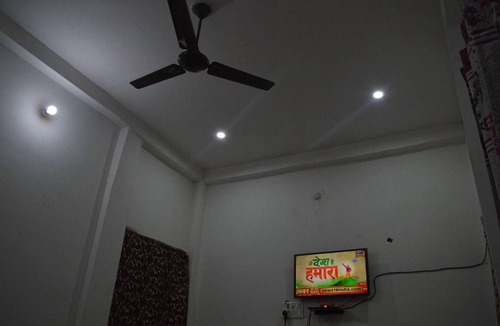 Varanasi Apartment | Apartment ∙ 1 bedroom ∙ 4 guests