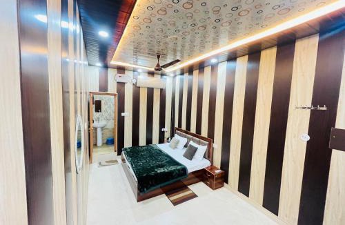 Ayodhya House | Archana Guest House